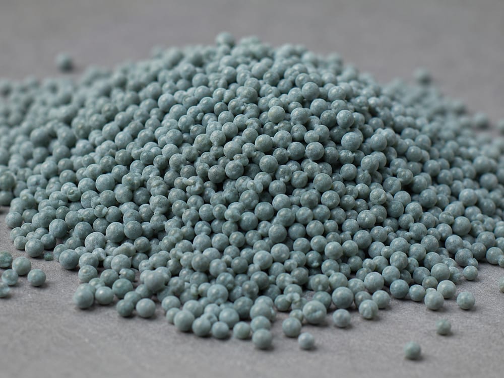 Strong Base Anion Resin bead sample